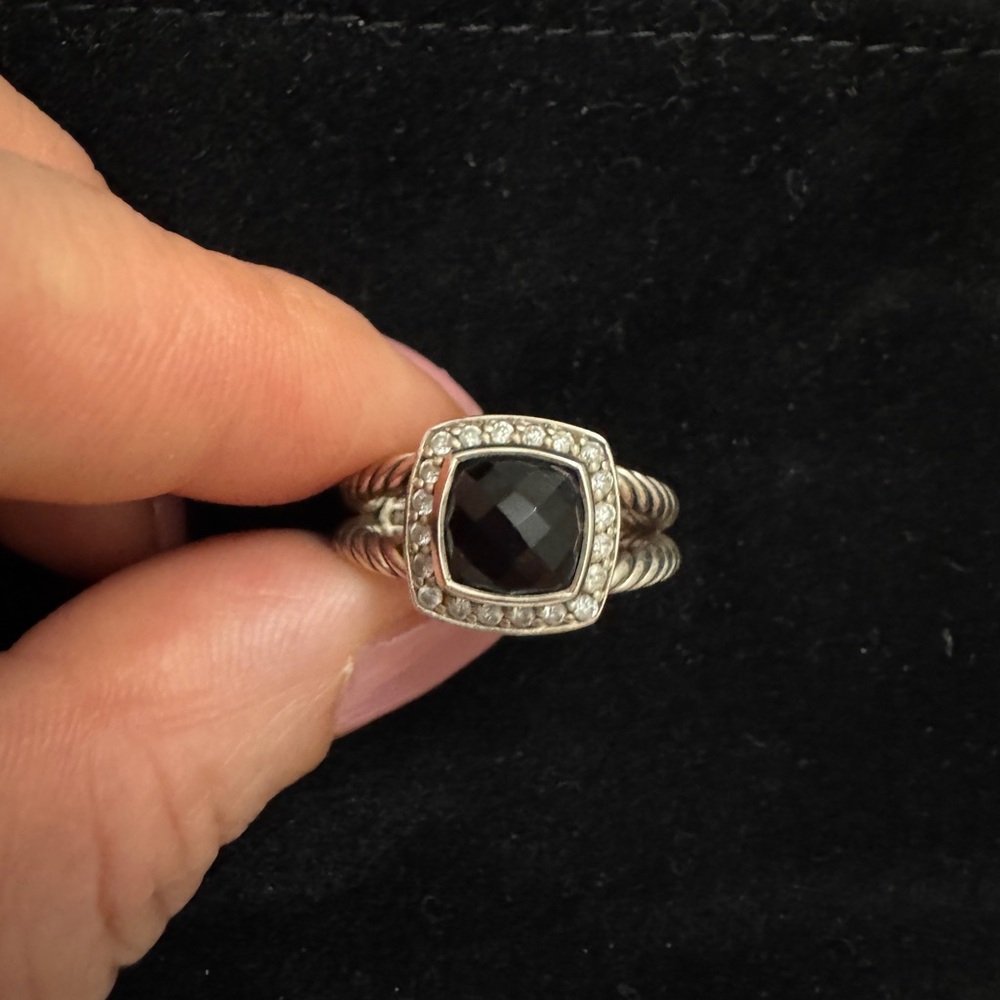 David Yurman Elegant Silver and Black onyx Stone with diamonds Ring7-7.5